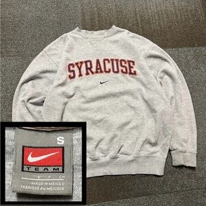 Vintage Nike Center Swoosh Syracuse University Crewneck Sweatshirt
Size Small